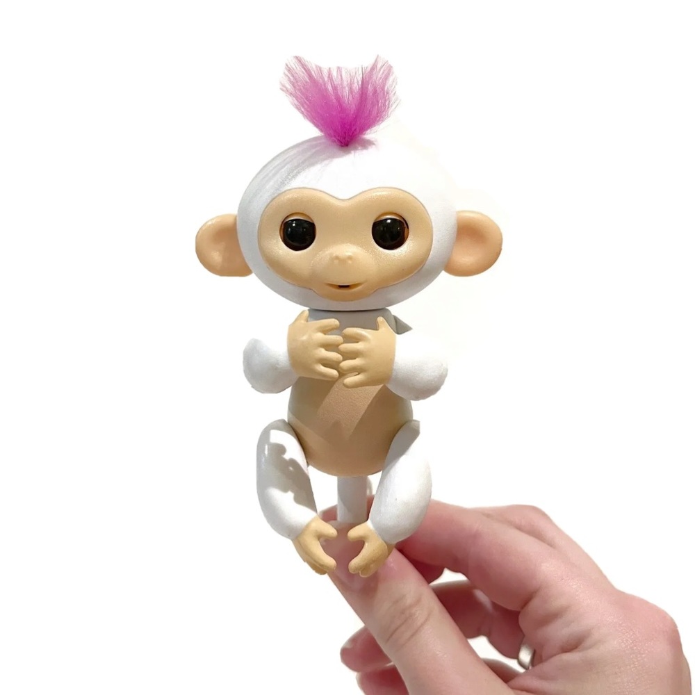 WowWee Fingerling Monkey Sophie White with Pink Purple Hair Electronic Pet Talks